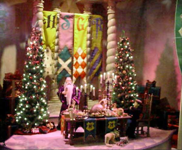 Marshall Field's Harry Potter Display 10 - Christmas in the Great Hall