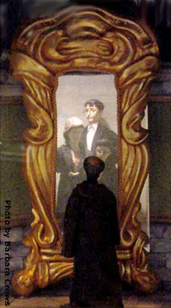 Marshall Field's Harry Potter Display 15 - The Mirror of Erised