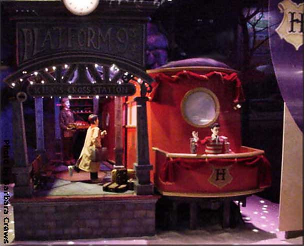 Marshall Field's Harry Potter Display 4 - The Hogwarts Express