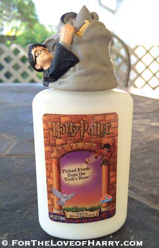 This is the entire bottle of Troll Booger Glue