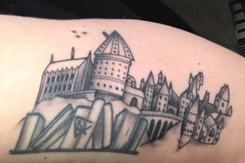 Hogwarts castle tattoo. #hp #harrypotter #harrypotterfan #hogwarts #magic #tattoo